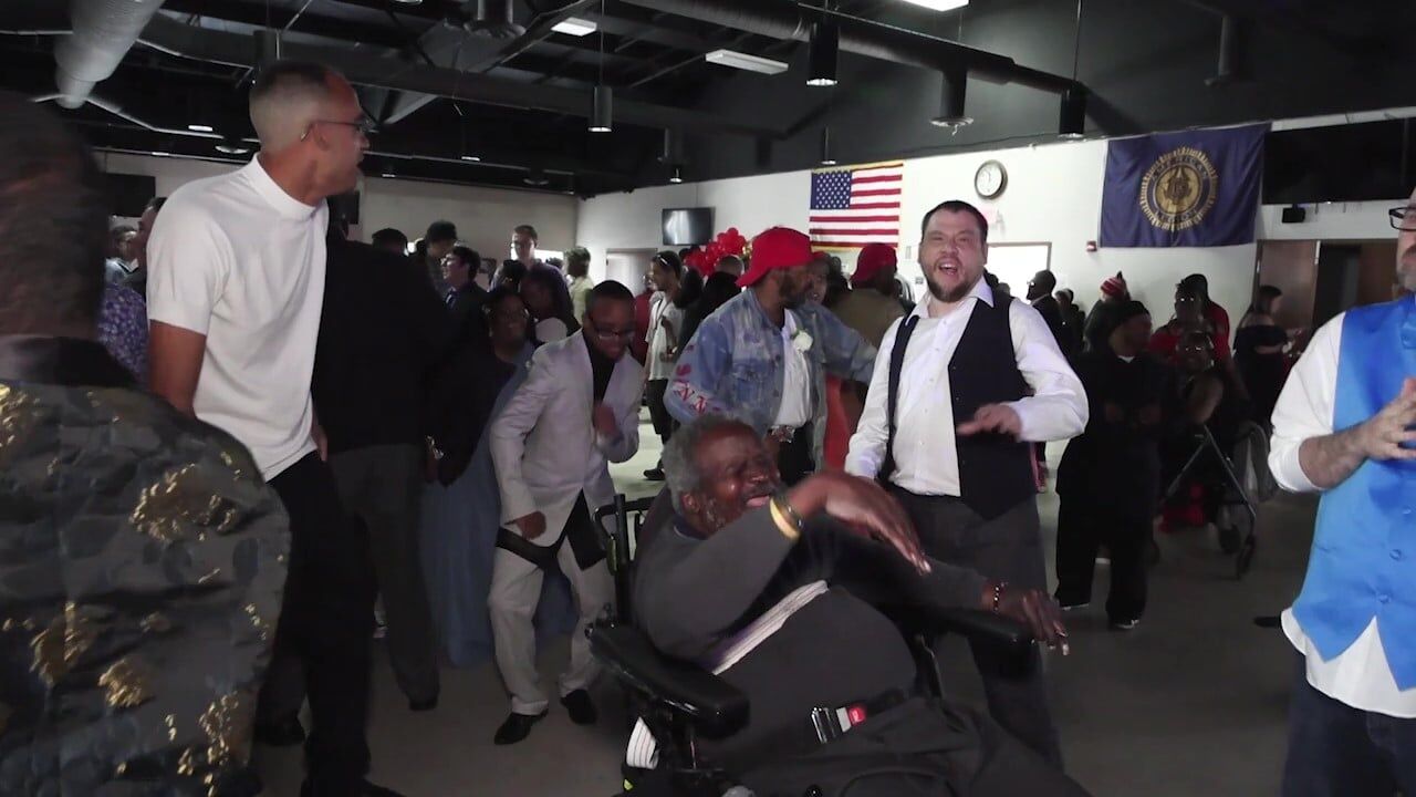 ViaQuest clients celebrate at annual prom event in Lima